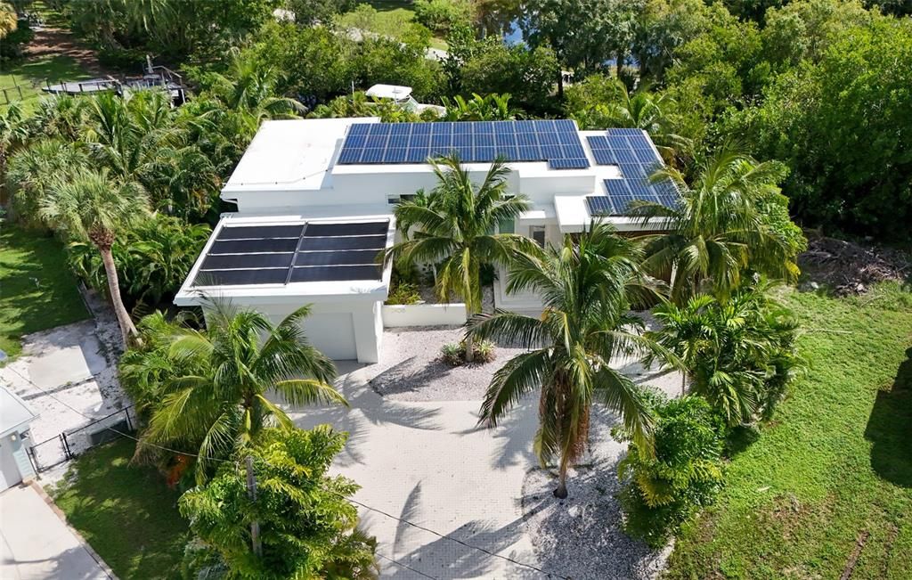 Exterior, Drone