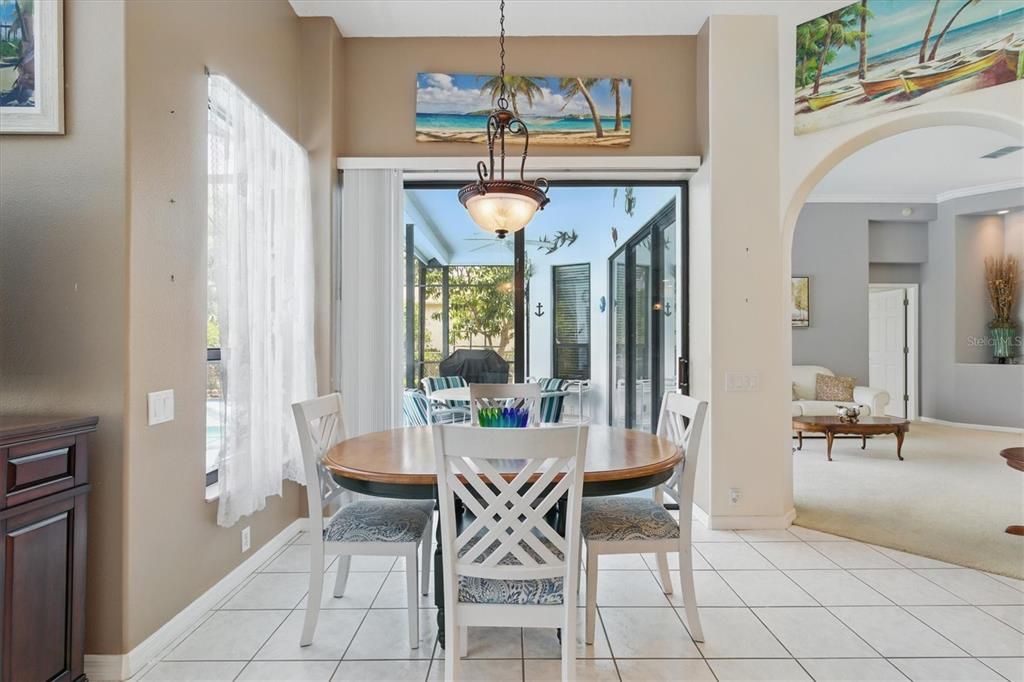 Dining room, Interior, Pendant Lights