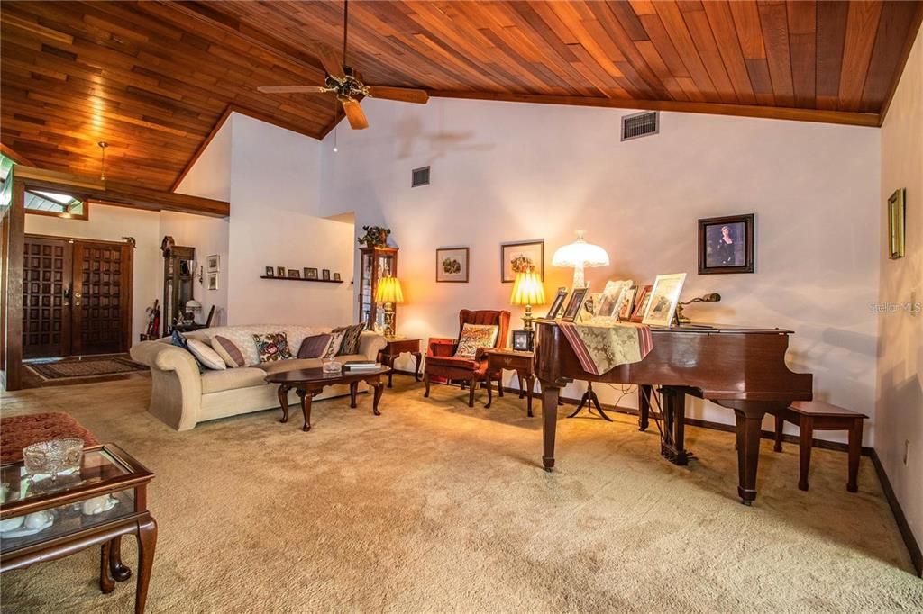 Interior, Living room, Piano, Wooden Beams, Wooden Ceilings
