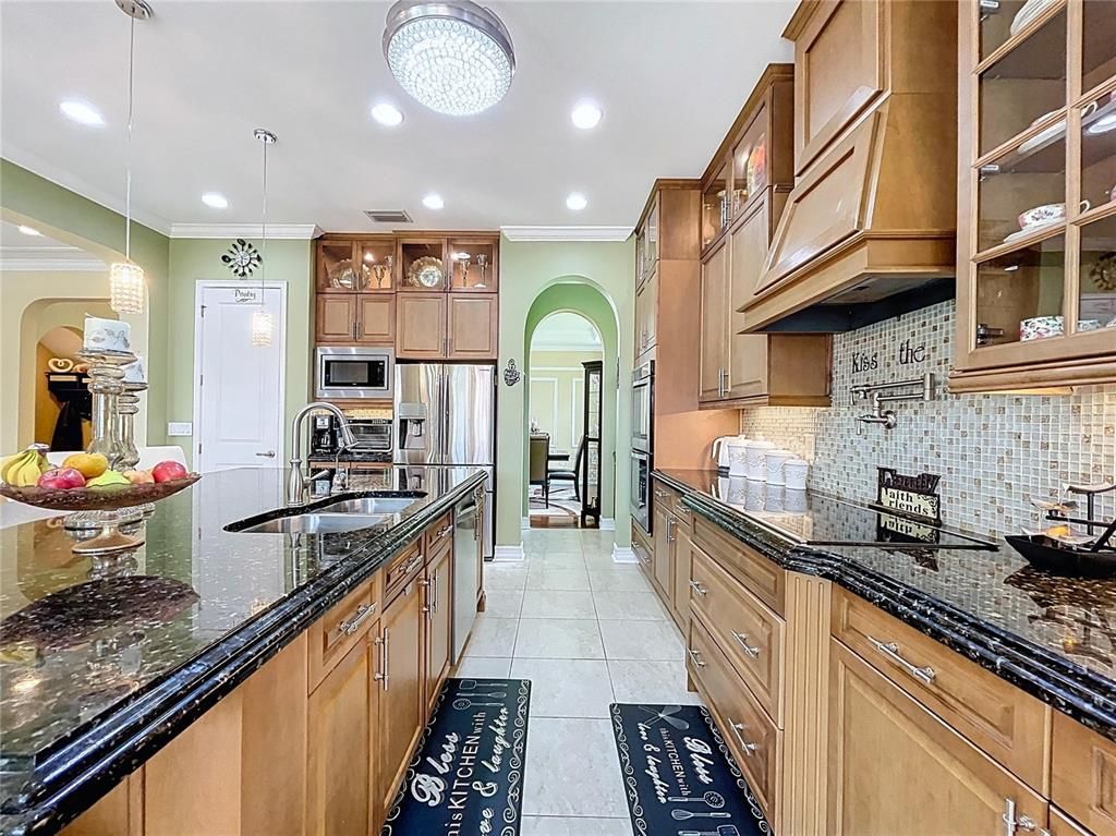 Interior, Kitchen, Pendant Lights, Recessed Lighting, Stainless Steel Appliances