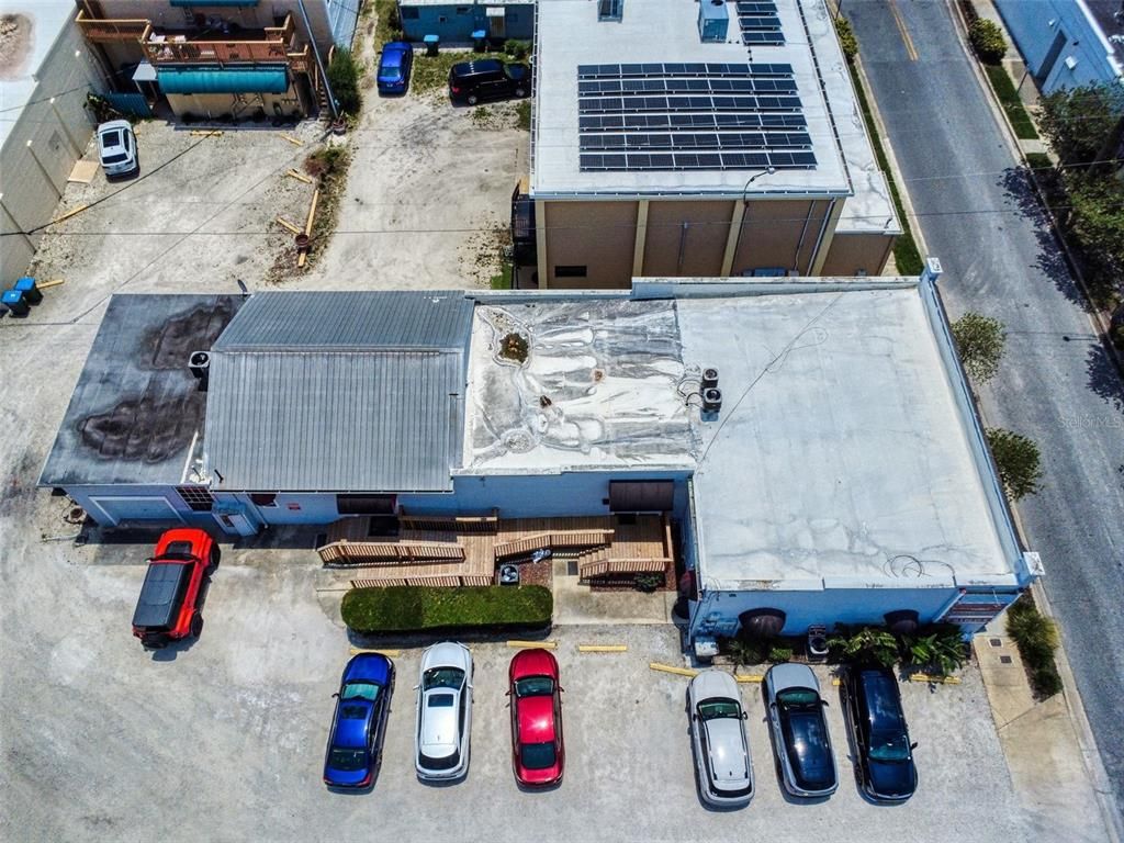 Exterior, Drone