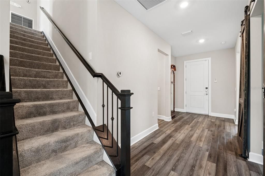 Interior, Recessed Lighting, Wood Texture Flooring