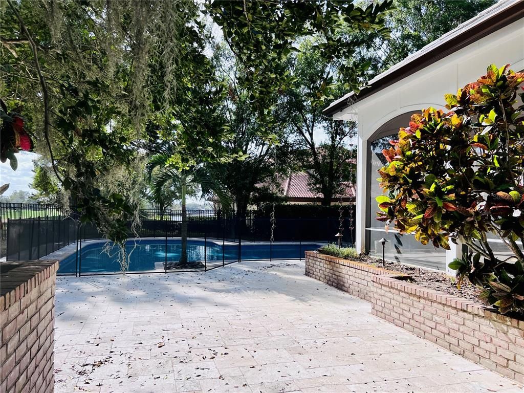 Exterior, Pool