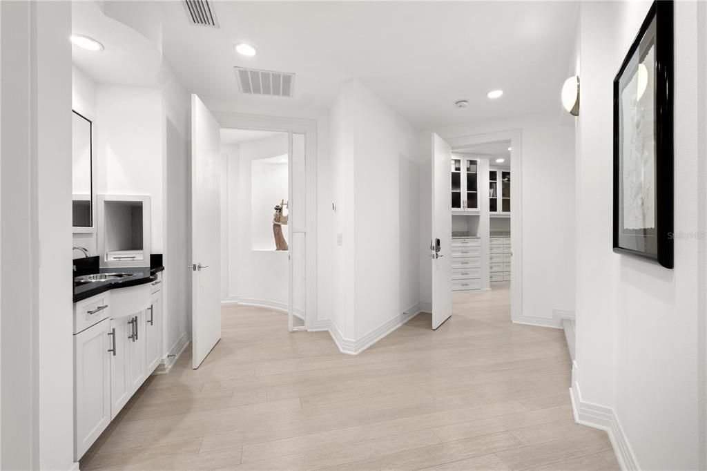 Interior, Recessed Lighting, Wood Texture Flooring