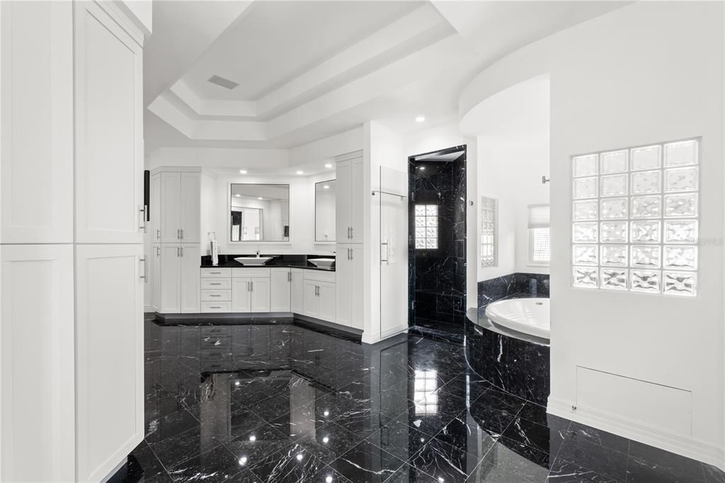 Bathroom, Interior, Marble, Recessed Lighting