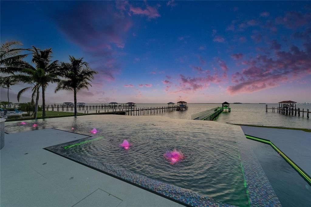Exterior, Pool, Water