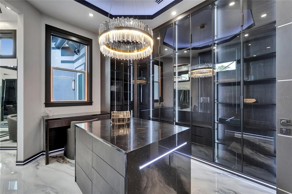 Chandelier, Interior, Marble, Recessed Lighting
