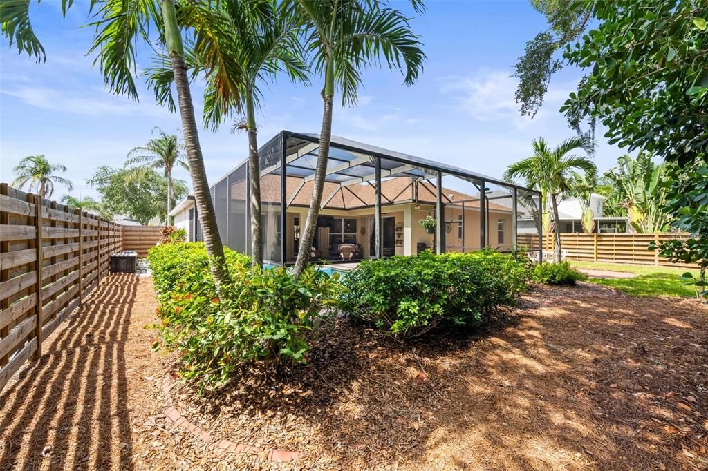 Backyard, Exterior