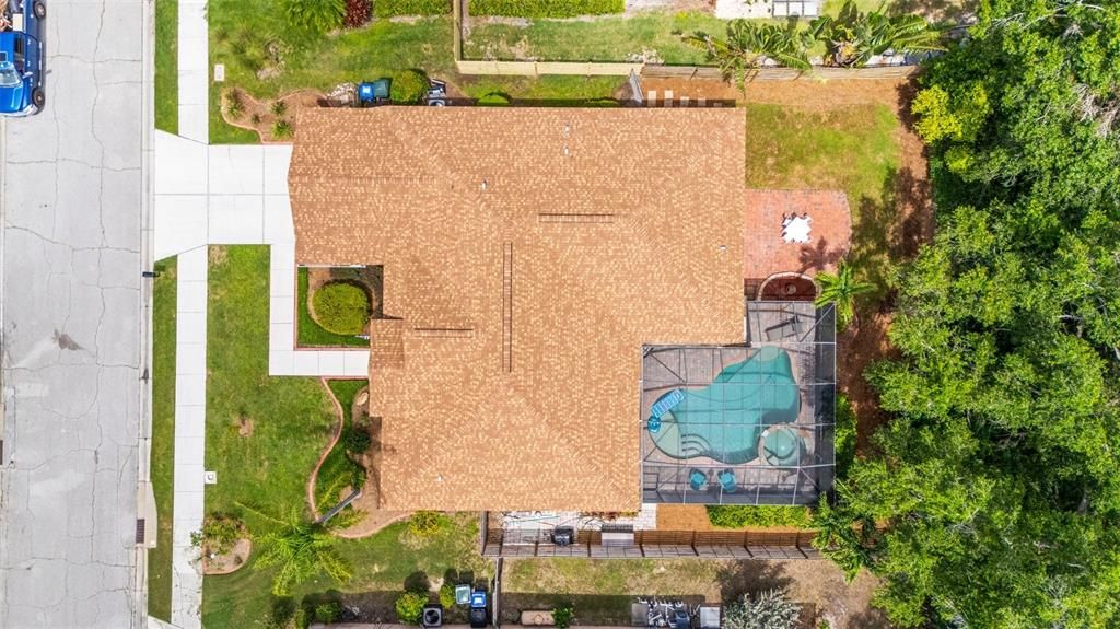Exterior, Drone