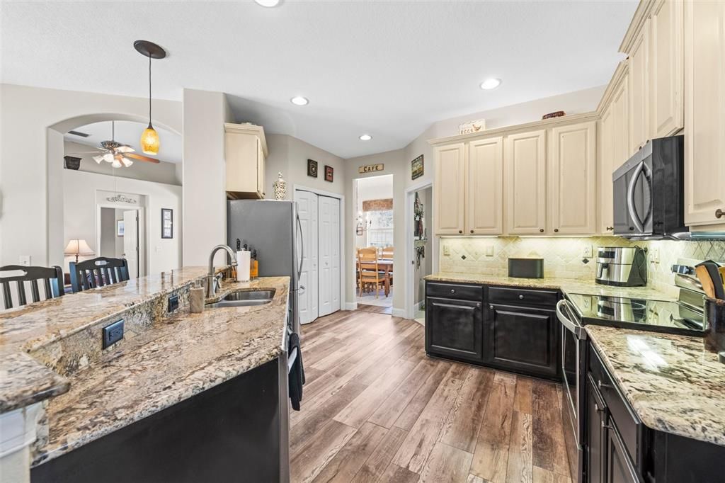 Interior, Kitchen, Pendant Lights, Recessed Lighting, Wood Texture Flooring