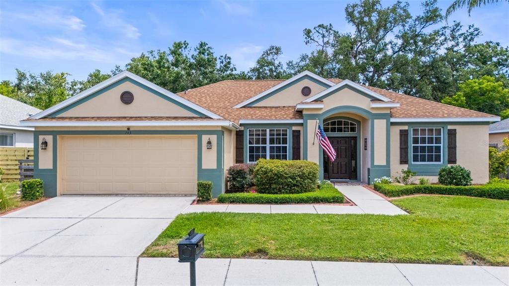 Attached, Exterior, Facade, Ranch