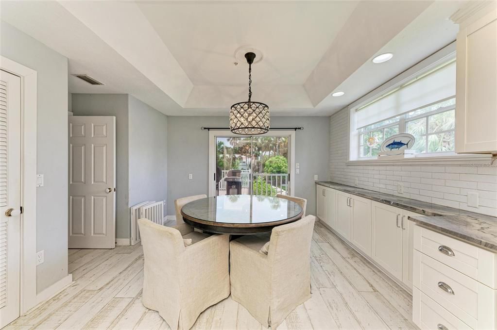 Dining room, Interior, Pendant Lights, Recessed Lighting, Wood Texture Flooring