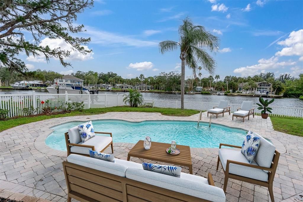Exterior, Pool, Water