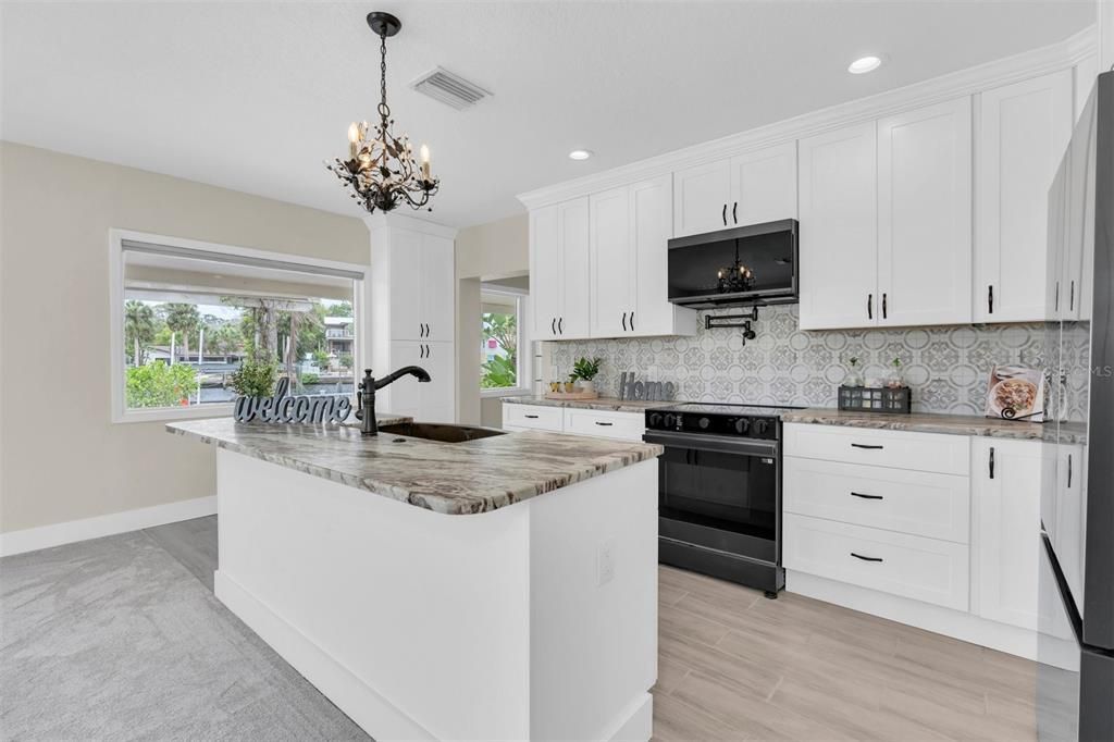 Chandelier, Interior, Kitchen, Recessed Lighting, Wood Texture Flooring