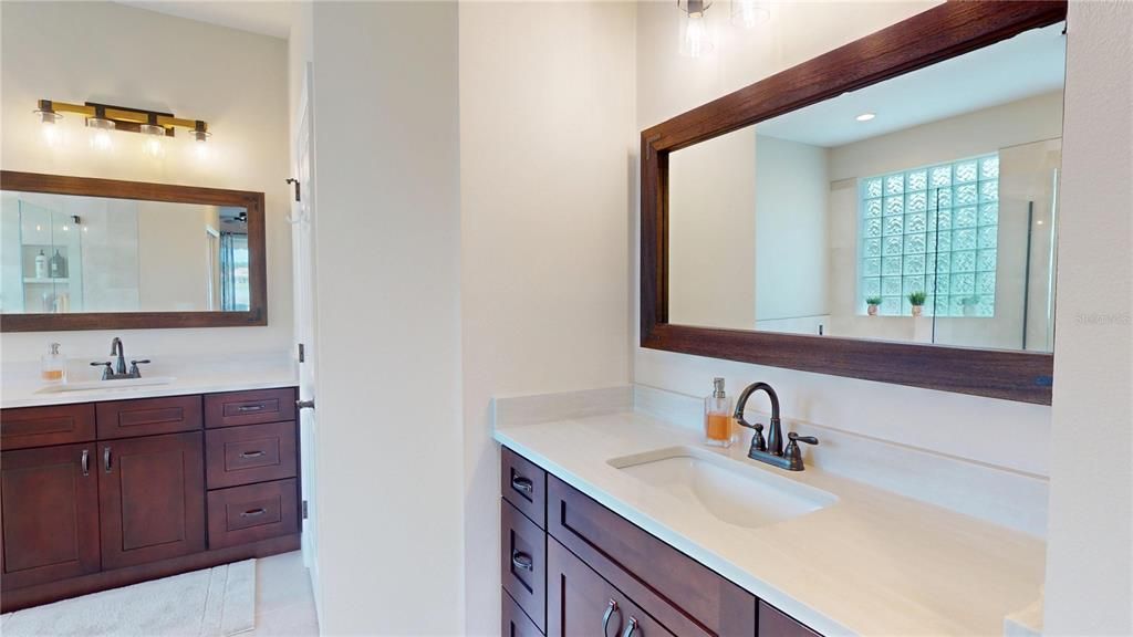 Bathroom, Dual Sink Vanities, Interior, Recessed Lighting