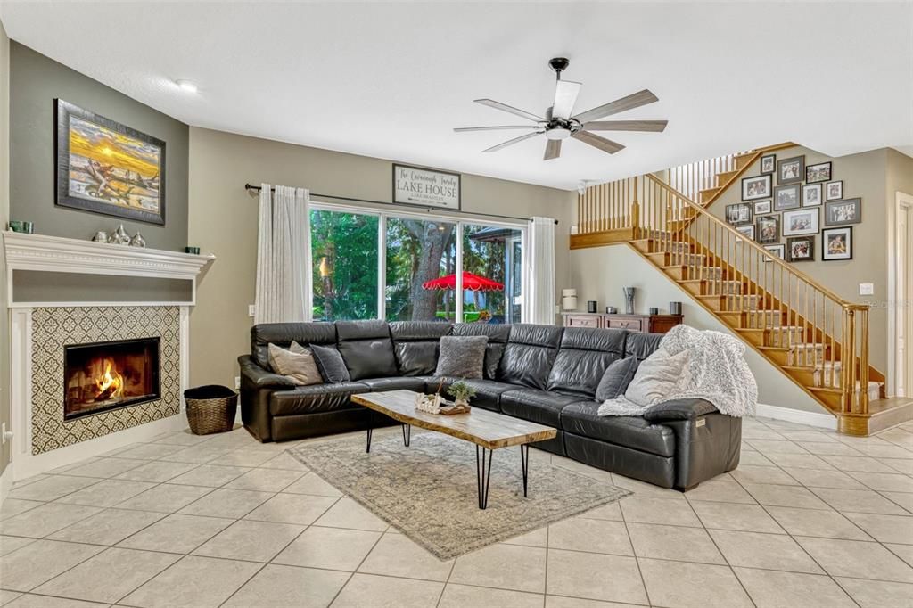 Fireplace, Interior, Living room, Recessed Lighting
