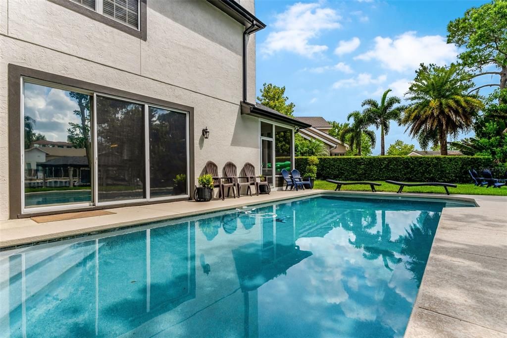 Exterior, Pool