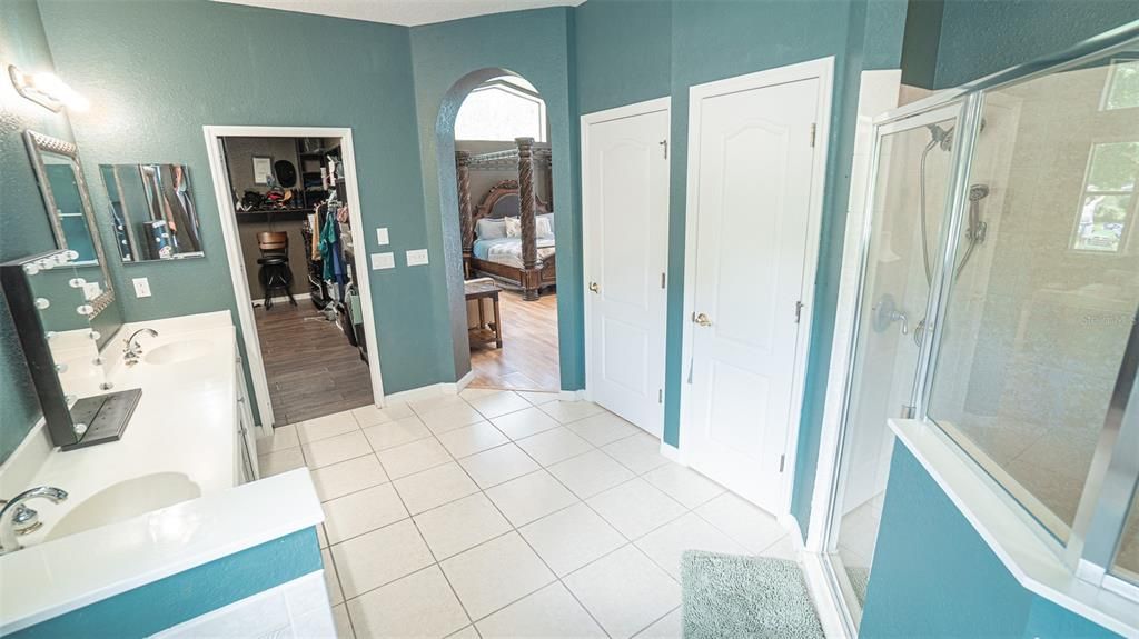 Bathroom, Interior, Wood Texture Flooring