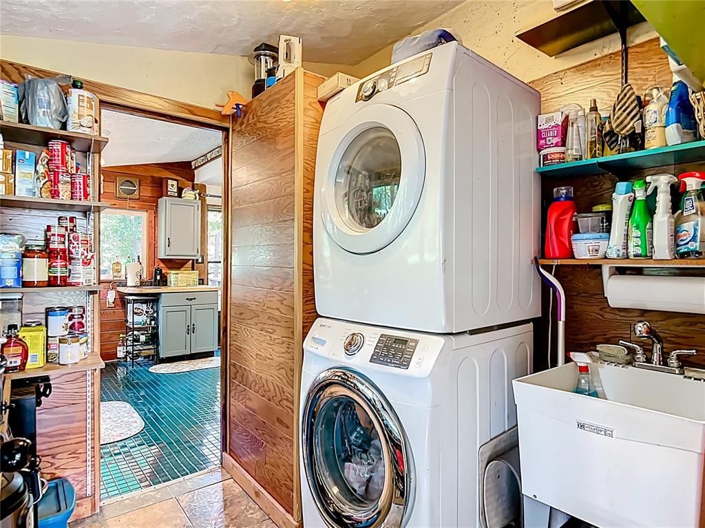 Interior, Utility Closets, Washer