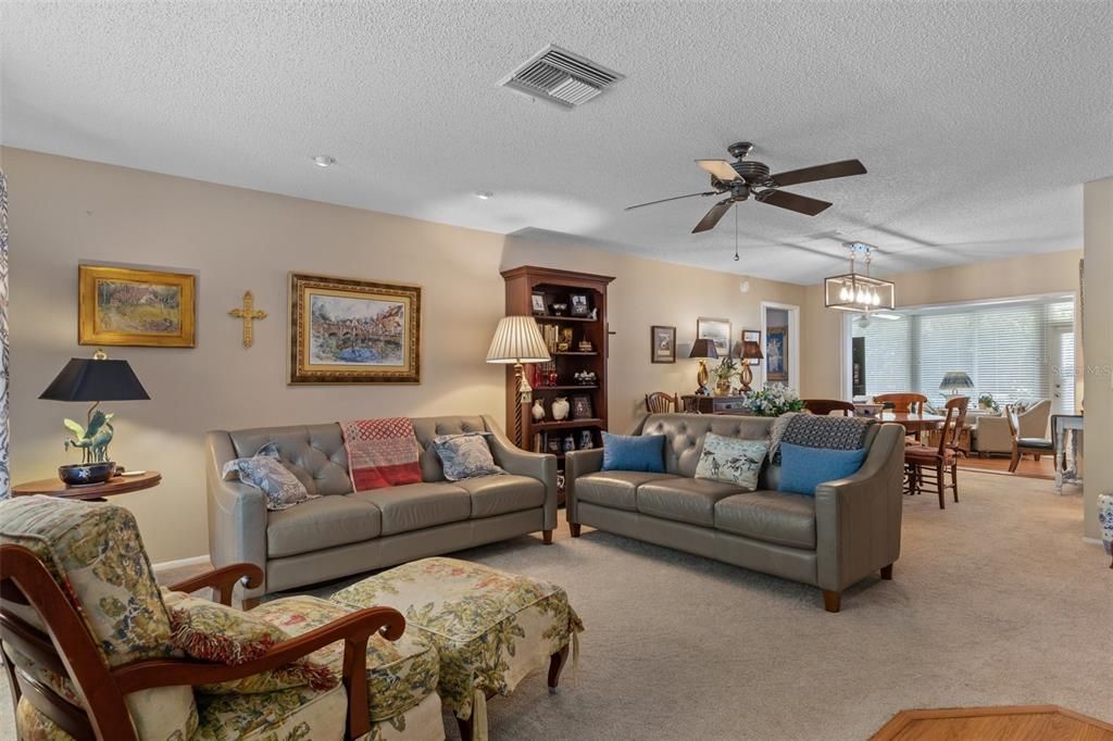 Dining room, Interior, Living room, Pendant Lights, Recessed Lighting