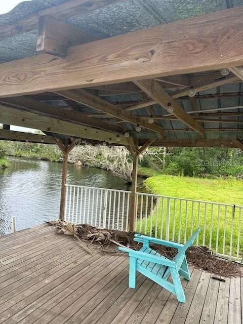 Exterior, Water