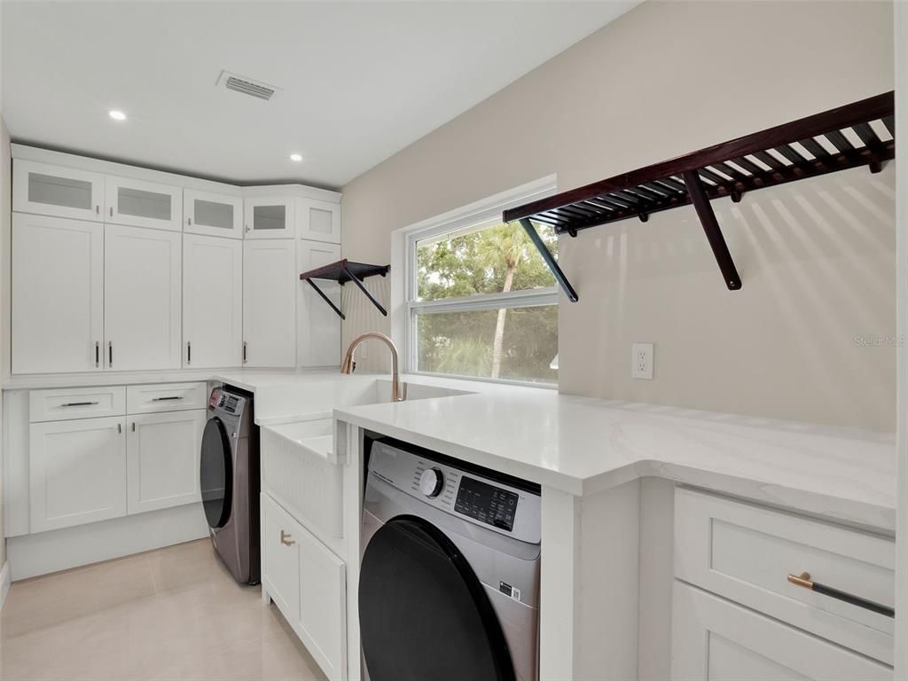 Interior, Recessed Lighting, Washer