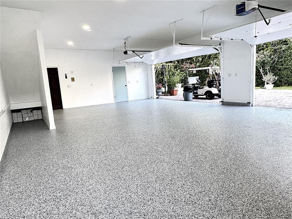 Garage, Interior, Recessed Lighting