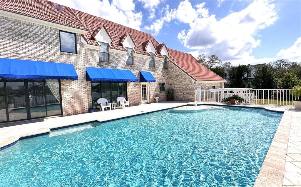 Exterior, Pool