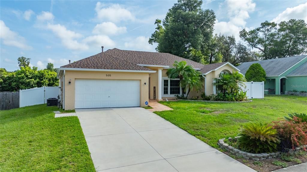 Attached, Backyard, Exterior, Facade, Ranch