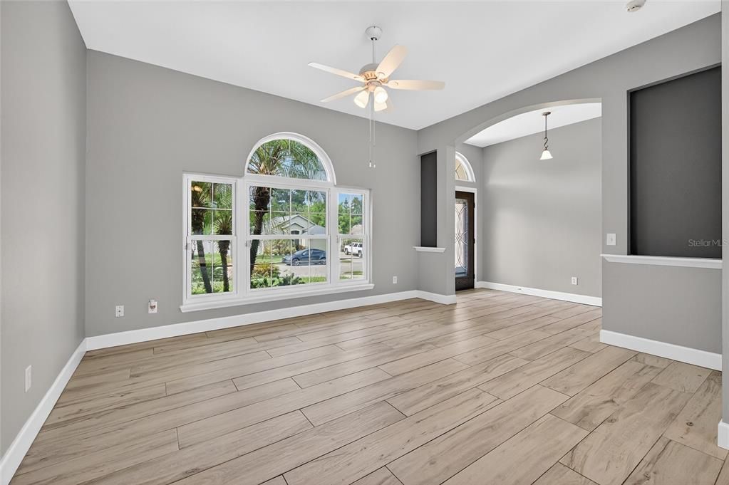 Empty room, Interior, Pendant Lights, Wood Texture Flooring
