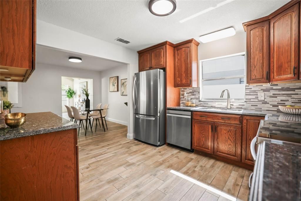 Dining room, Interior, Kitchen, Stainless Steel Appliances, Wood Texture Flooring
