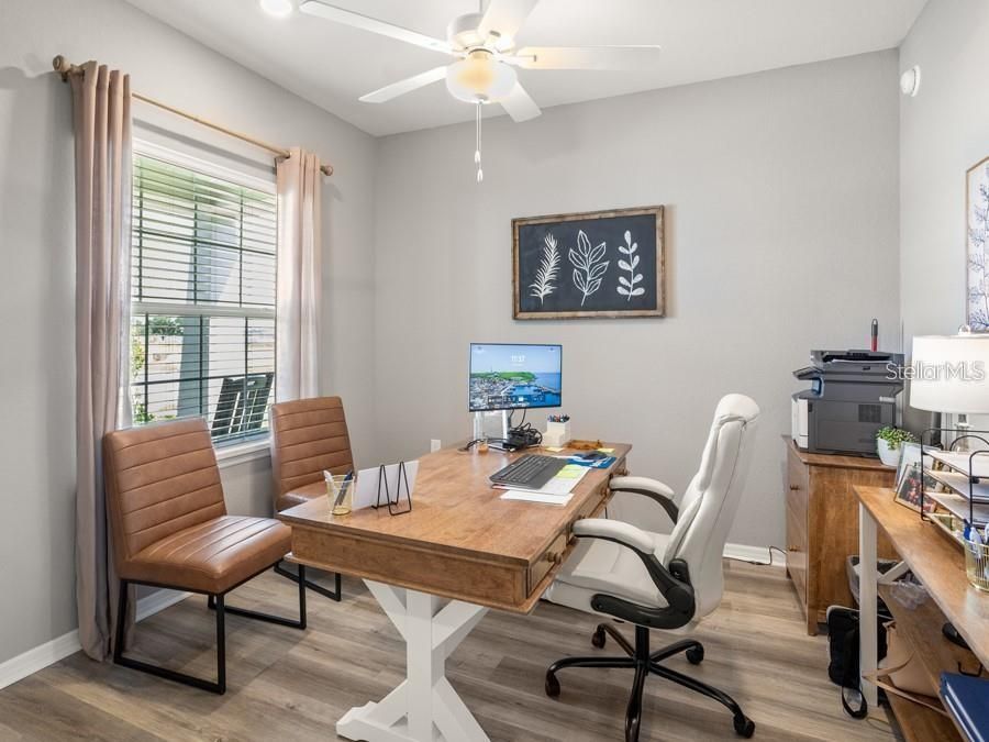 Home Office, Interior, Recessed Lighting, Wood Texture Flooring