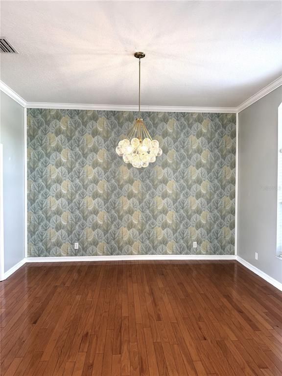 Empty room, Interior, Pendant Lights, Wood Texture Flooring