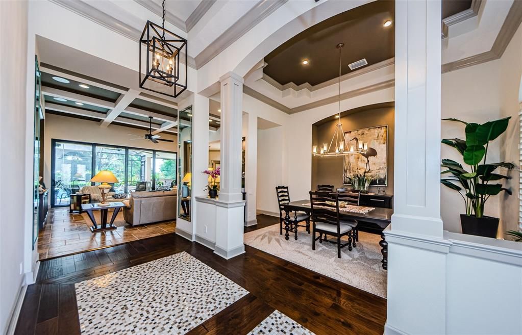 Dining room, Interior, Living room, Pendant Lights, Recessed Lighting, Wood Texture Flooring