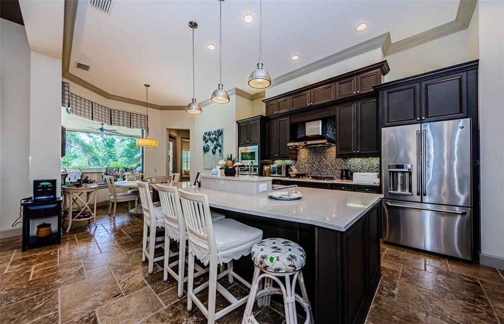 Dining room, Interior, Kitchen, Pendant Lights, Recessed Lighting, Stainless Steel Appliances