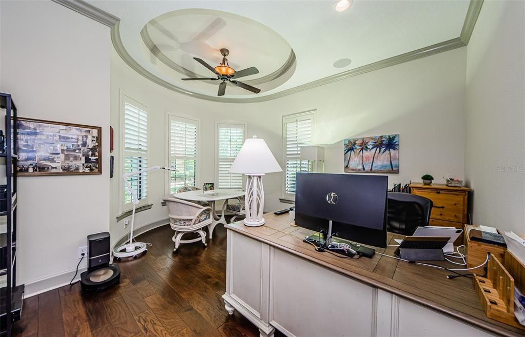 Home Office, Interior, Recessed Lighting, Wood Texture Flooring