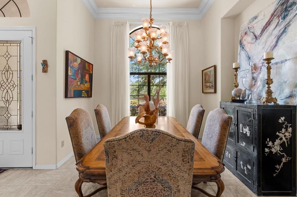 Chandelier, Dining room, Interior