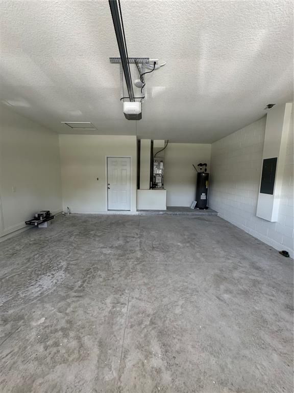 Garage, Interior