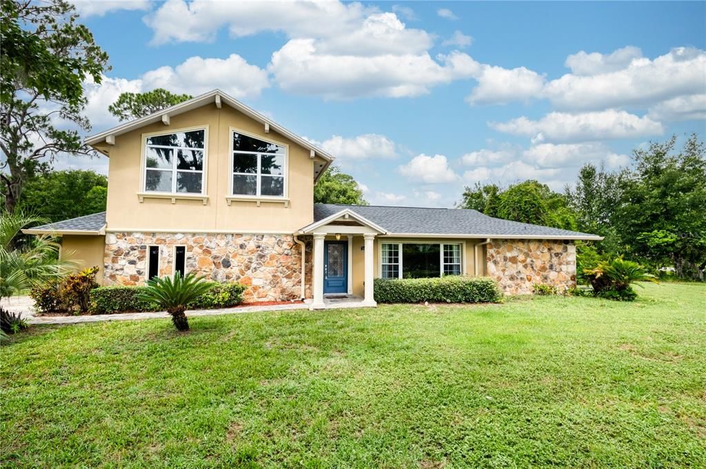 Backyard, Exterior, Facade, Split Level