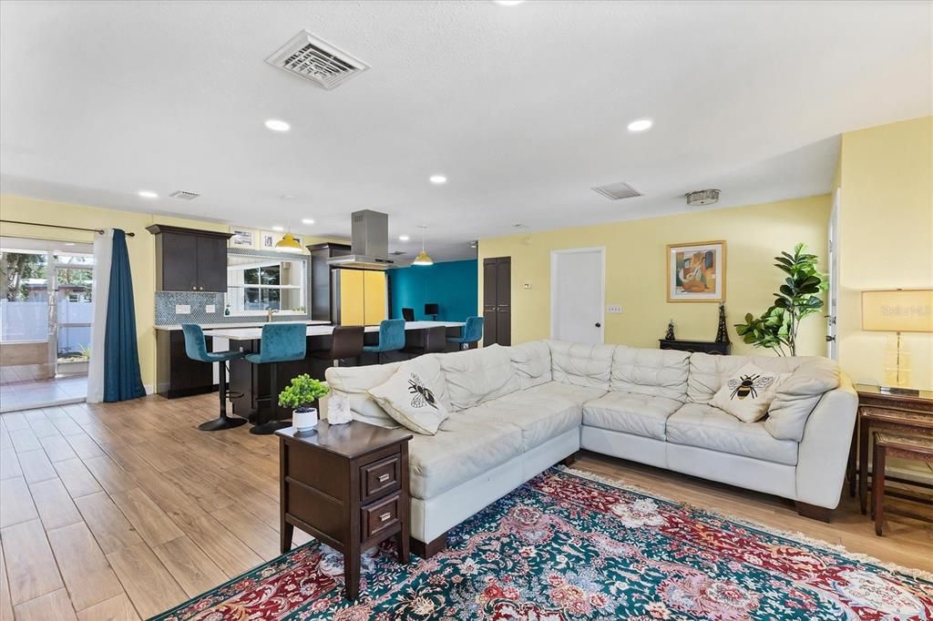 Interior, Kitchen, Living room, Pendant Lights, Recessed Lighting, Wood Texture Flooring