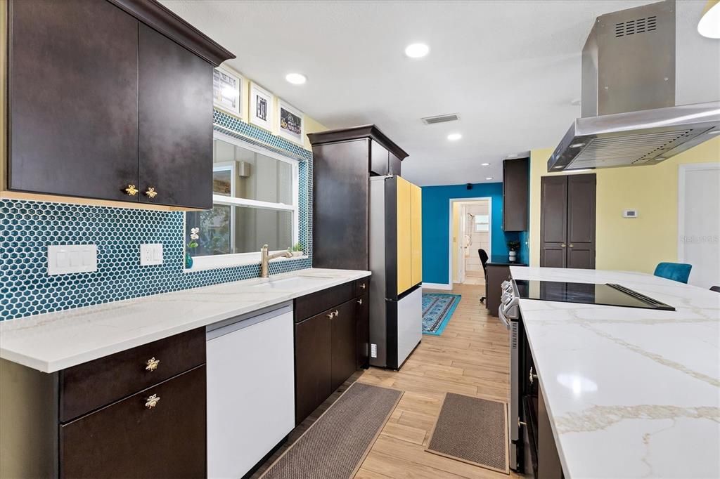 Interior, Kitchen, Recessed Lighting, Wood Texture Flooring