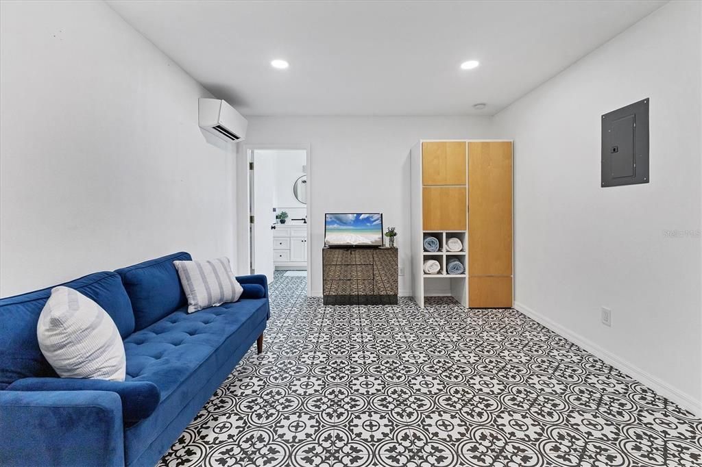 Interior, Recessed Lighting