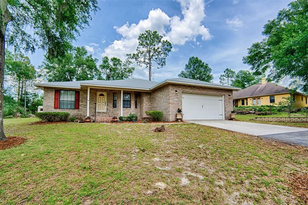 Attached, Exterior, Facade, Brick Facade, Ranch