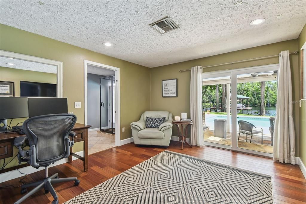 Home Office, Interior, Recessed Lighting, Wood Texture Flooring