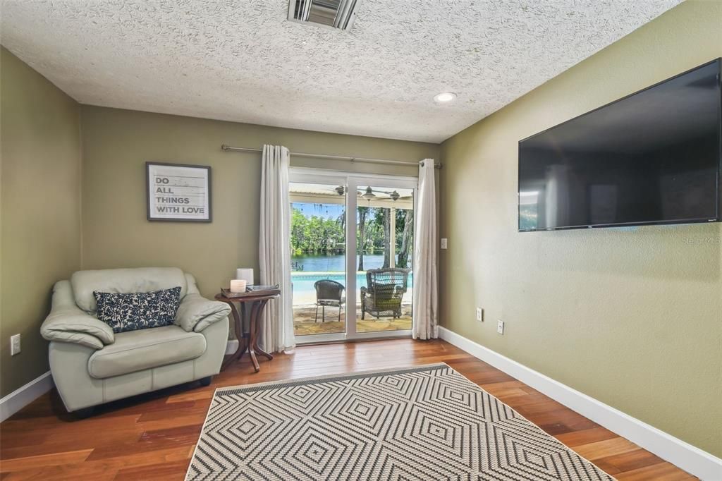 Interior, Recessed Lighting, Water, Wood Texture Flooring