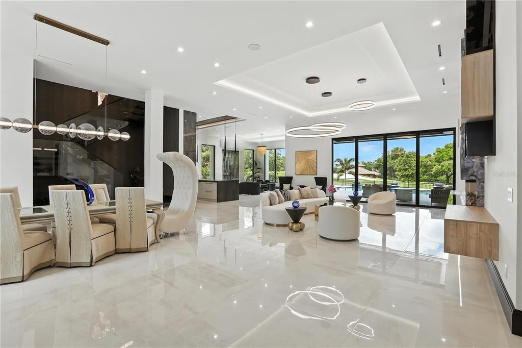 Dining room, Interior, Living room, Pendant Lights, Recessed Lighting
