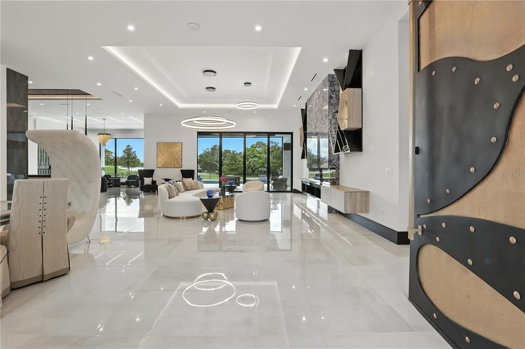 Interior, Living room, Pendant Lights, Recessed Lighting