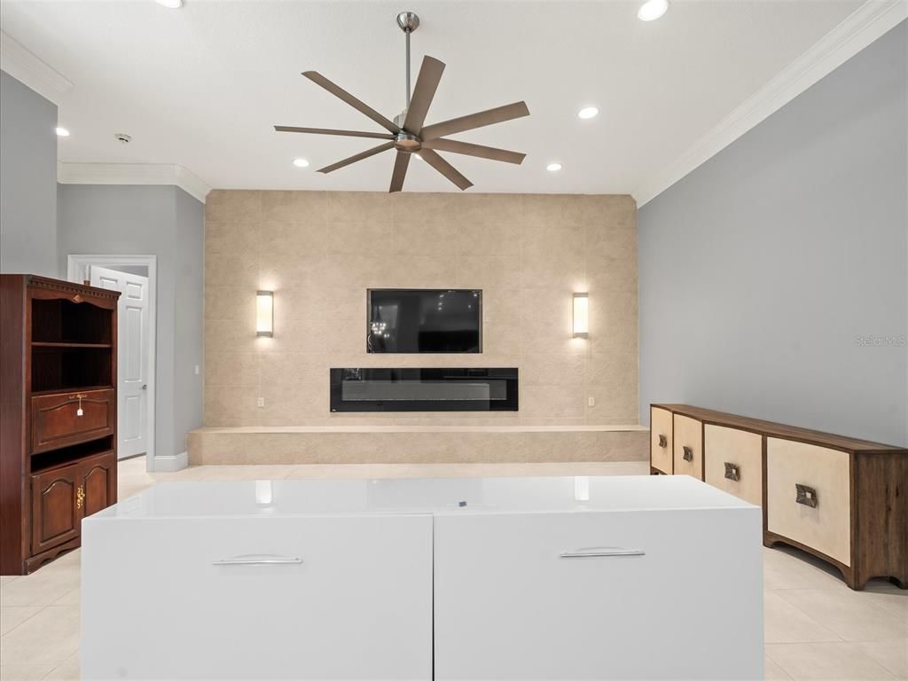 Bathroom, Fireplace, Interior, Recessed Lighting