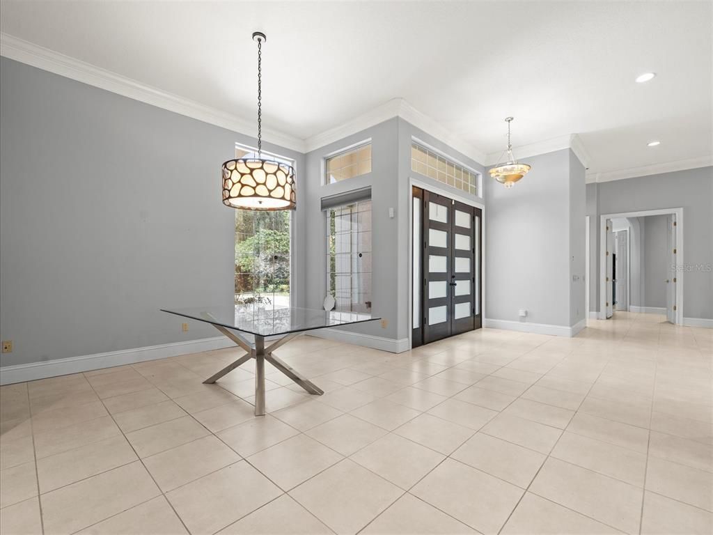 Chandelier, Empty room, Interior, Pendant Lights, Recessed Lighting