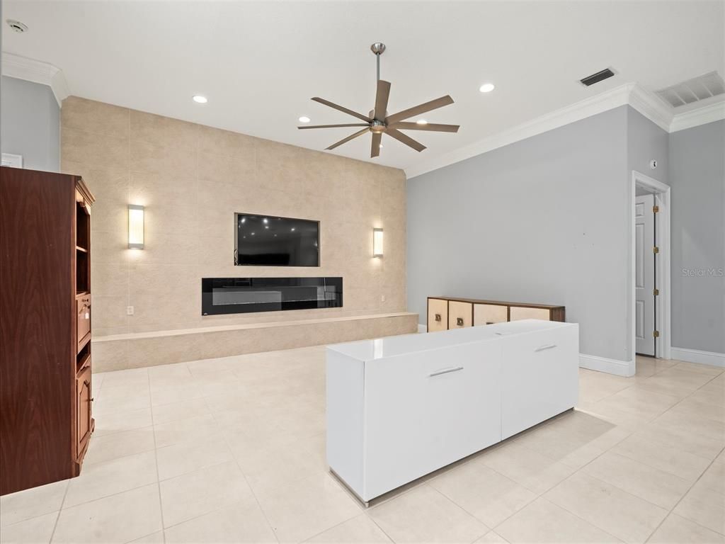 Fireplace, Interior, Recessed Lighting